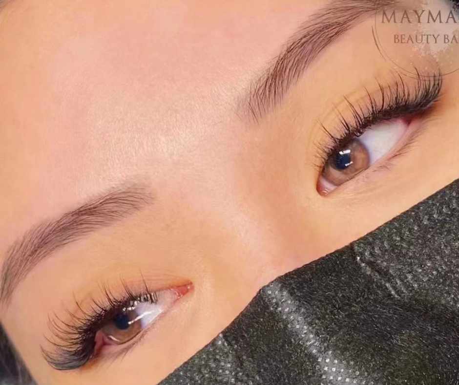 eyelash extension